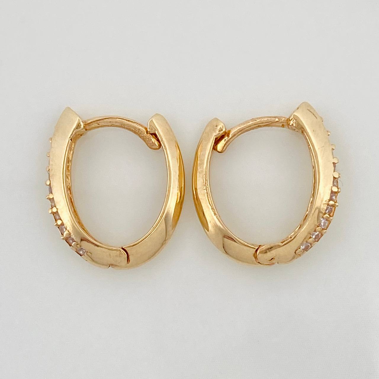 Candongas Linea Ovalada 2.15gr / 1/2 in / Oro Amarillo 18K %