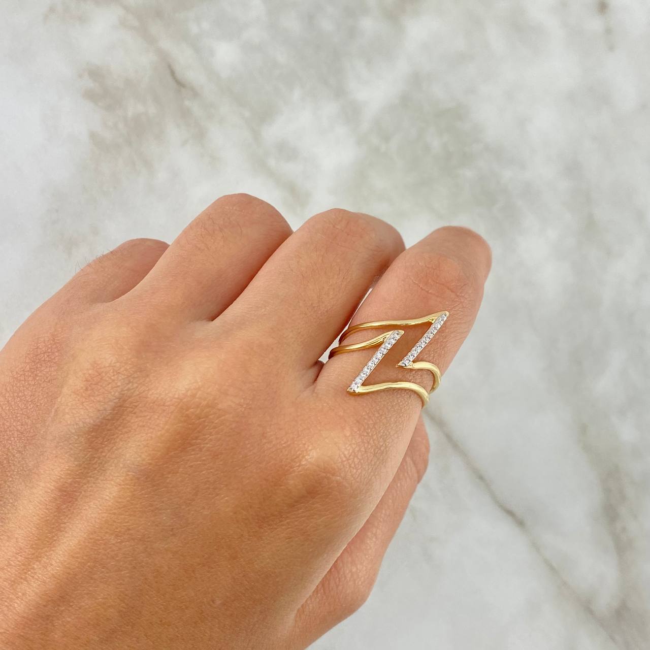 Anillo Raya Doble Diagonal 2.45gr / T7 / Circones Blancos Oro Amarillo
