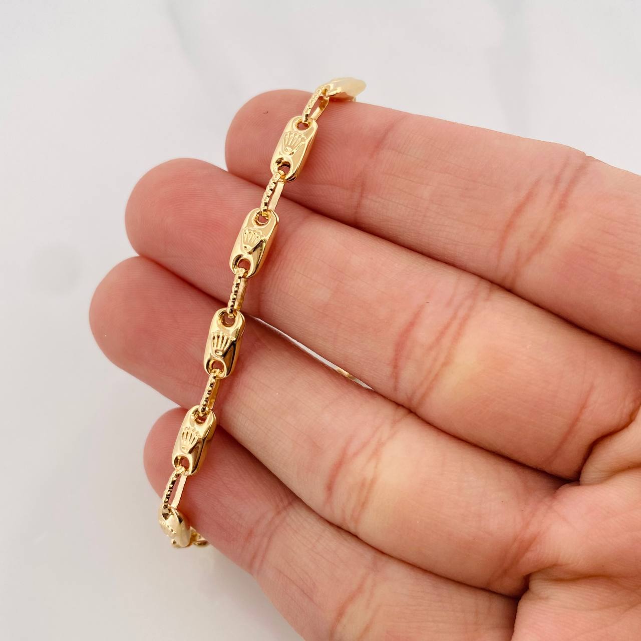 Pulso Rustico Corona 4.95g / 7 3/4 in / 4.3mm Oro Amarillo 18K