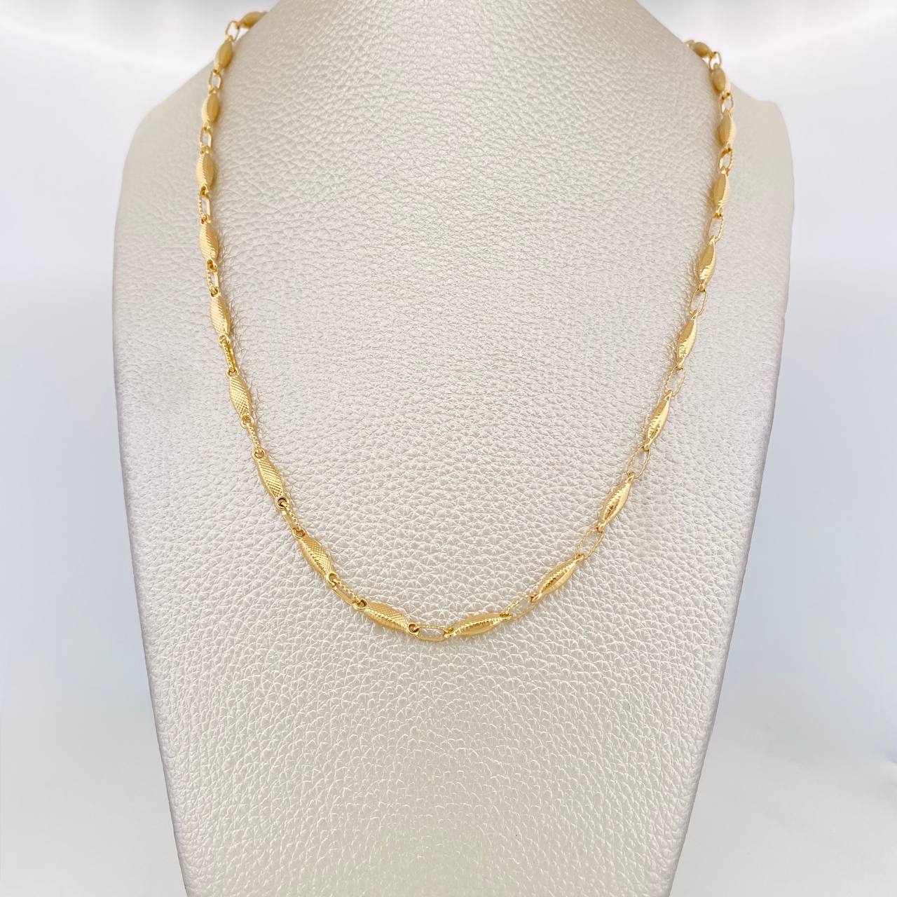 Rustic Link Chain 8.7g / 20 in / 3.3mm Yellow Gold 18K