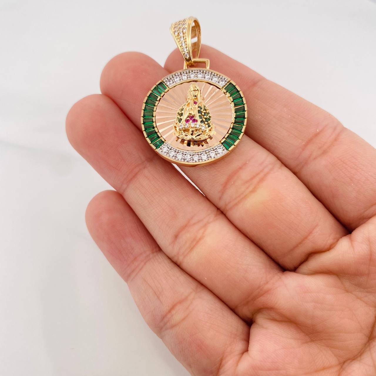 Dije Virgen de Guadalupe 6.75g / 1 1/2 in Tres Oros 18K