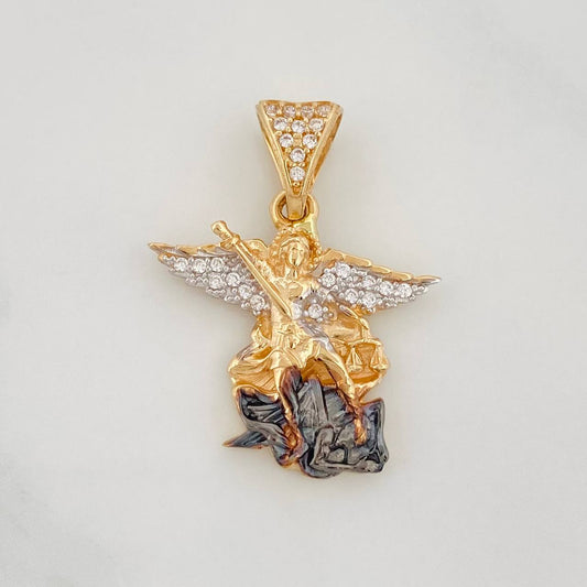 Dije San Miguel Arcángel 3.4g / 1 in Tres Oros 18K