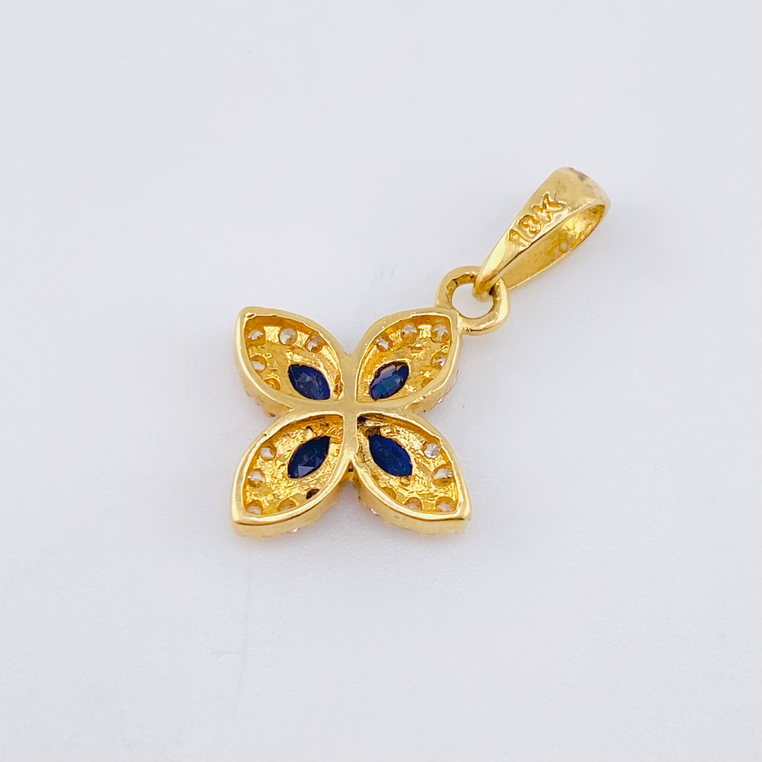 Dije Flor 1.7gr / 3/4 in / Oro Amarillo 18K ©