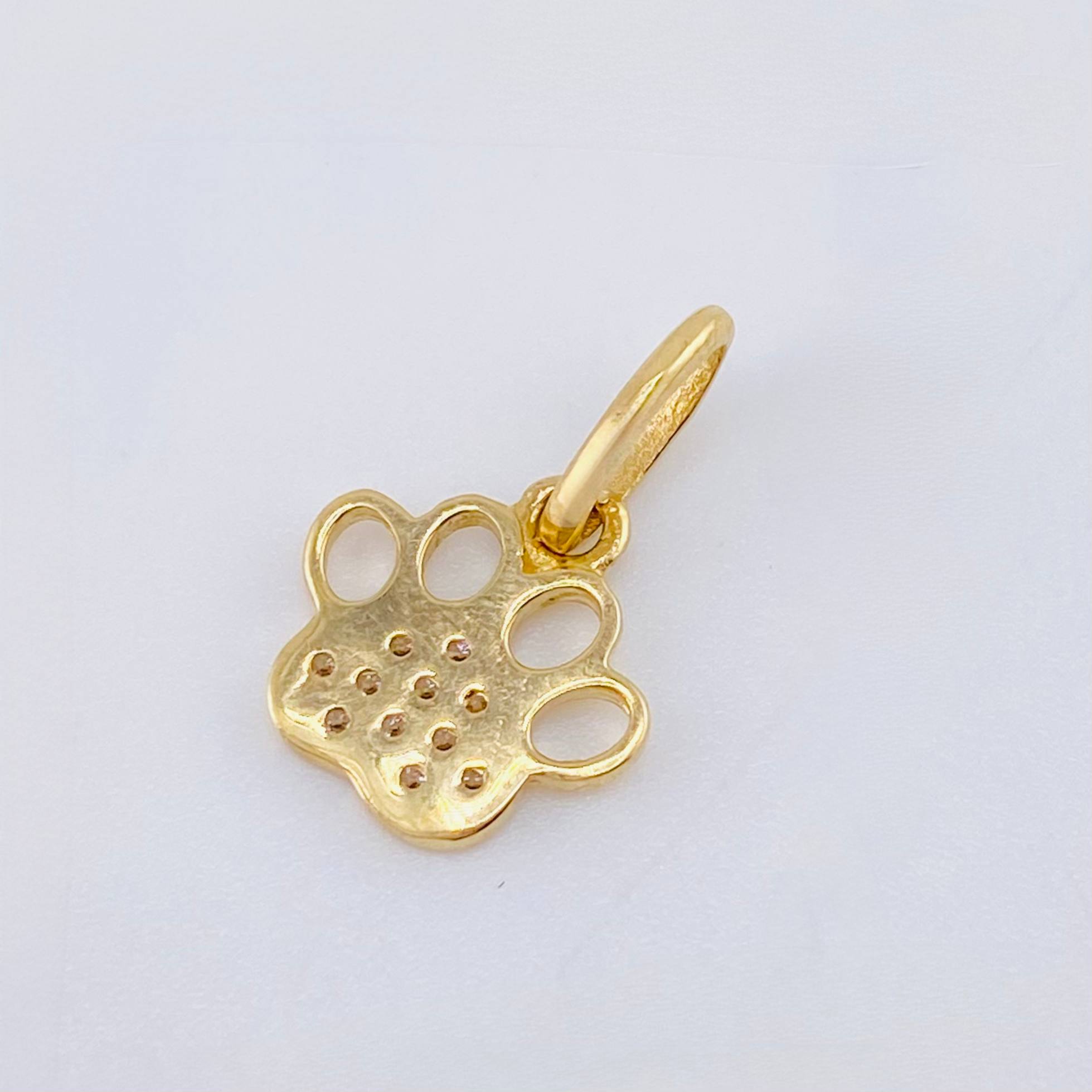 Pendant Paw Print 0.7gr / 1/2 in / Yellow Gold 18K ©