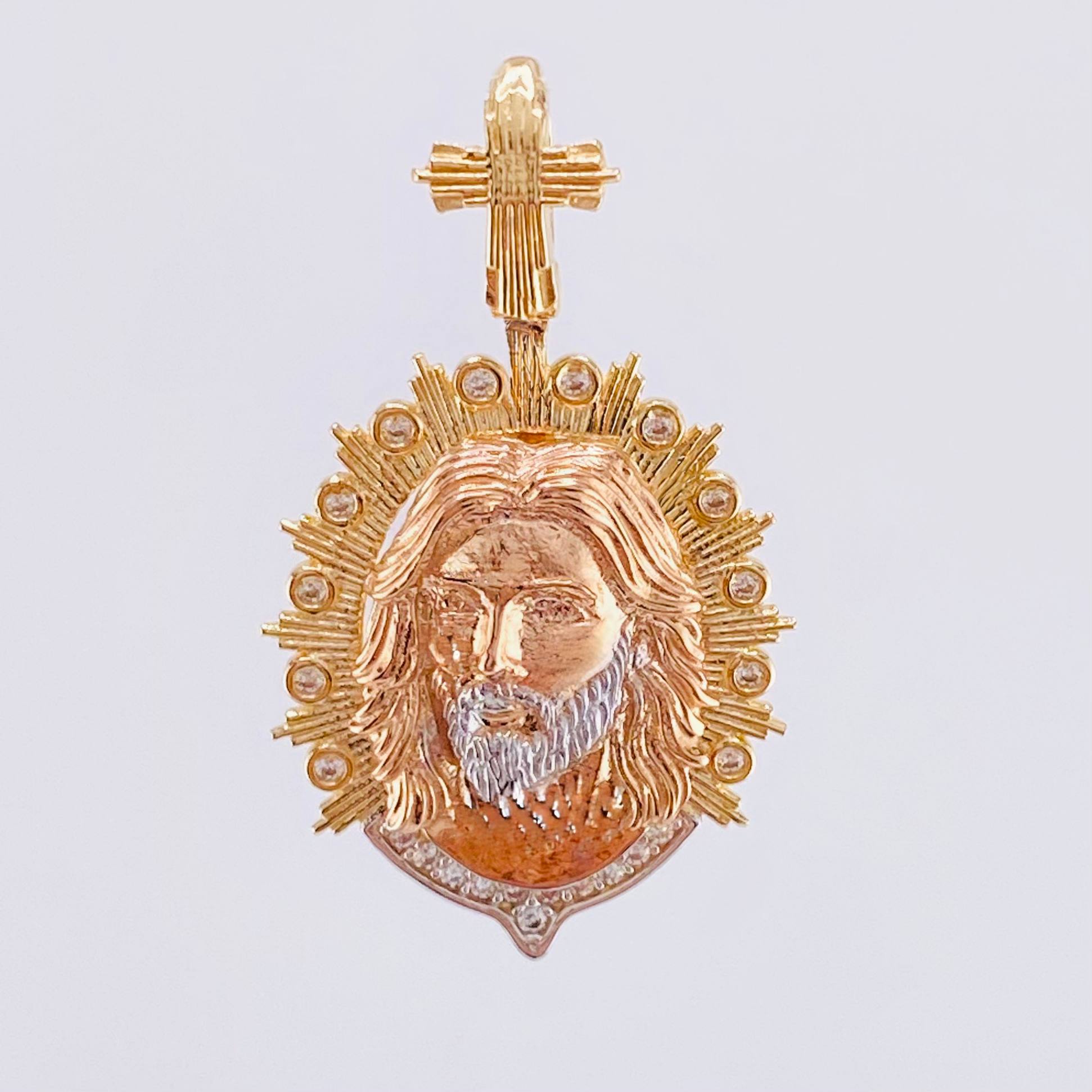 Dije Jesus Aureola Rayada 7.75gr / 1 1/2 in / Tres Oros 18K *