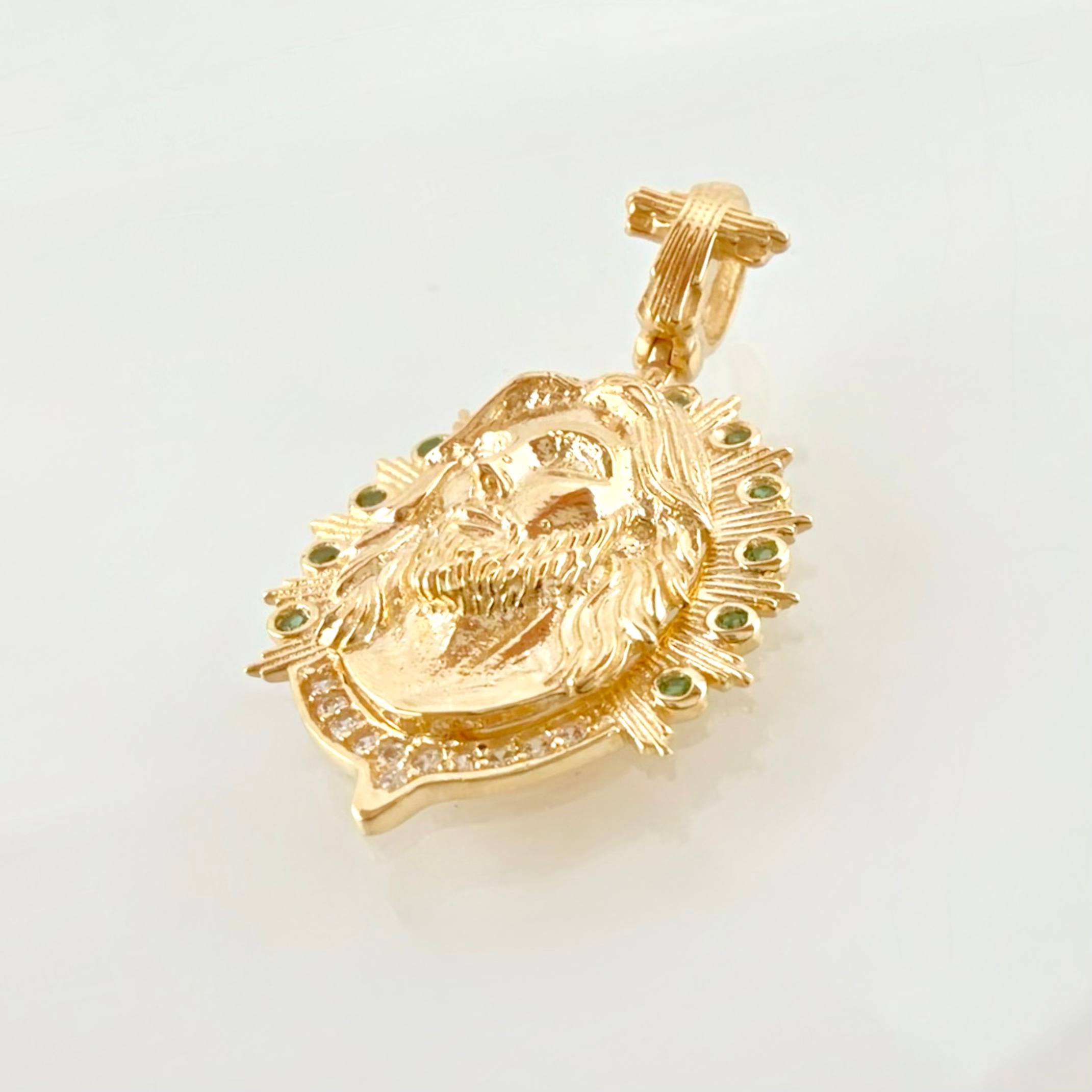 Dije Jesus Aureola Rayada 4gr / 1 1/4 in / Oro Amarillo 18K *