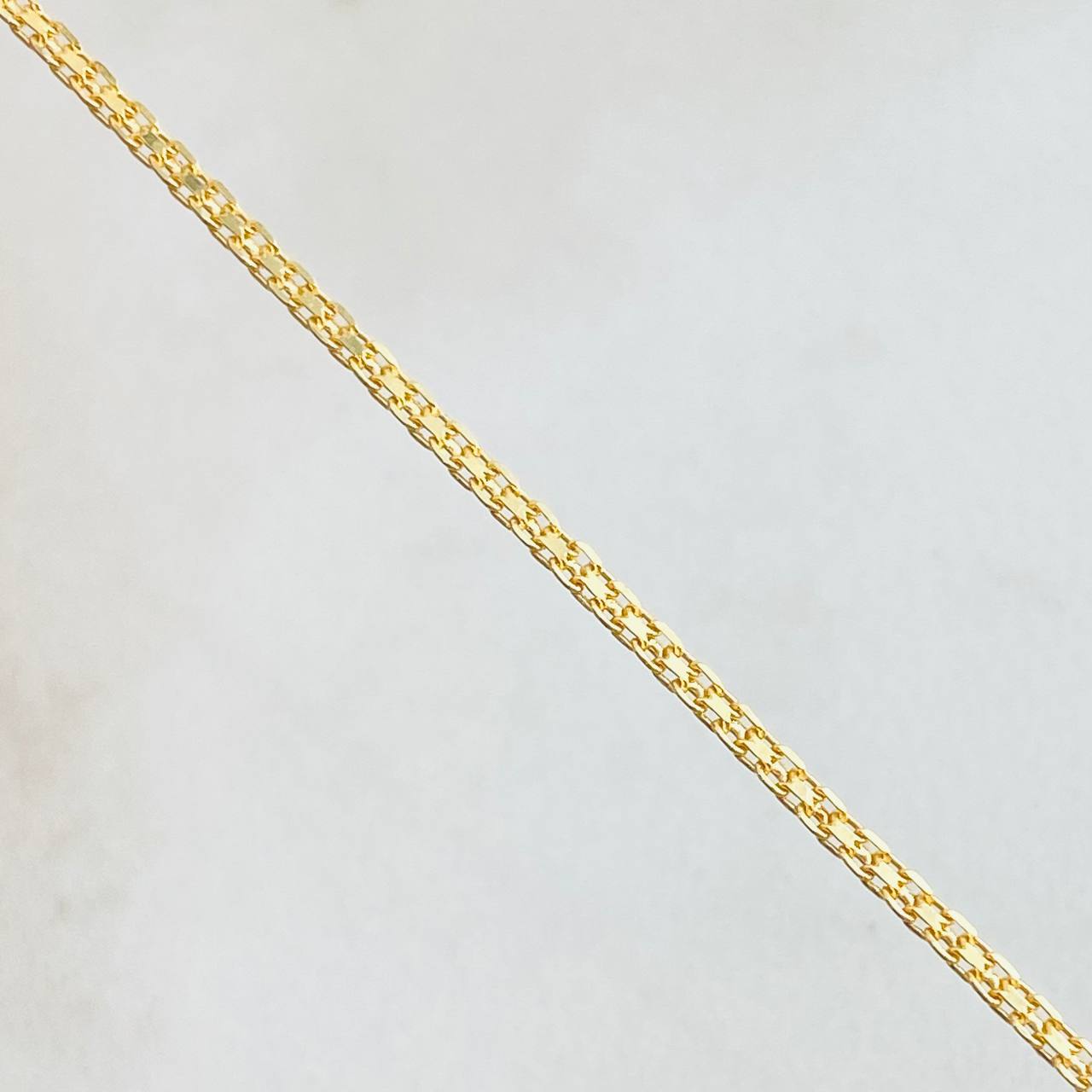 Cadena China 3.1gr / 23 1/2 in / Oro Amarillo +1 18K