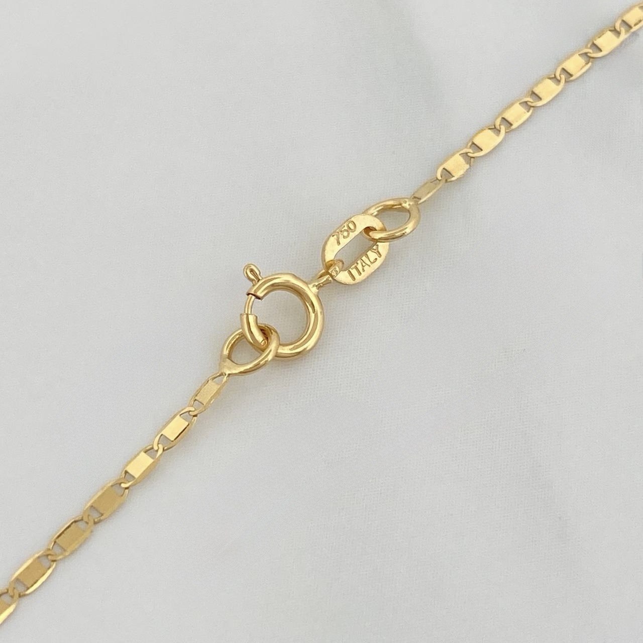 Cadena Escalera Plana 1.15 g / 19 3/4 in / 1 mm Oro Amarillo 18K