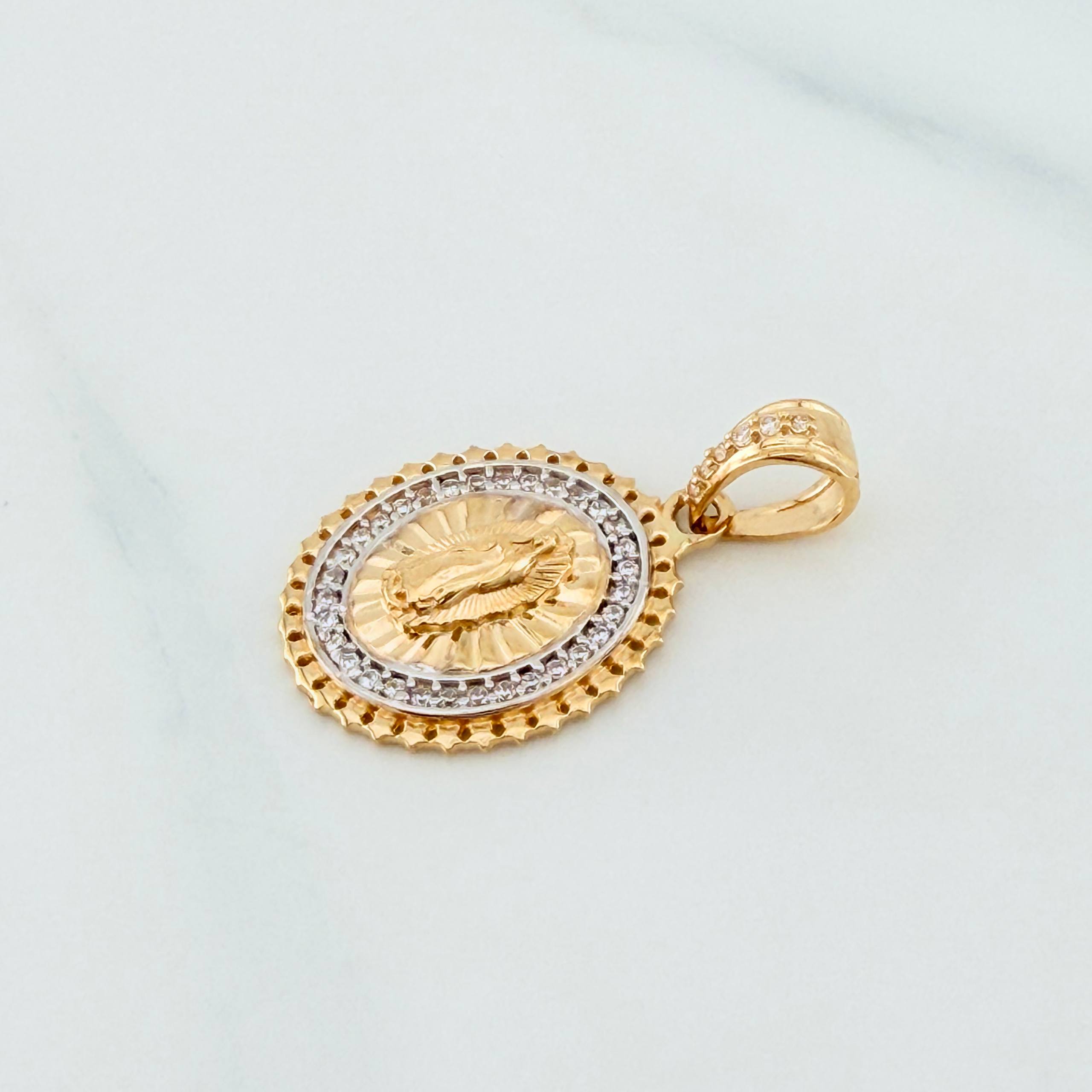 Pendant Virgin of Guadalupe 2.9 g / 1 in Two-Tone Yellow White Gold 18K