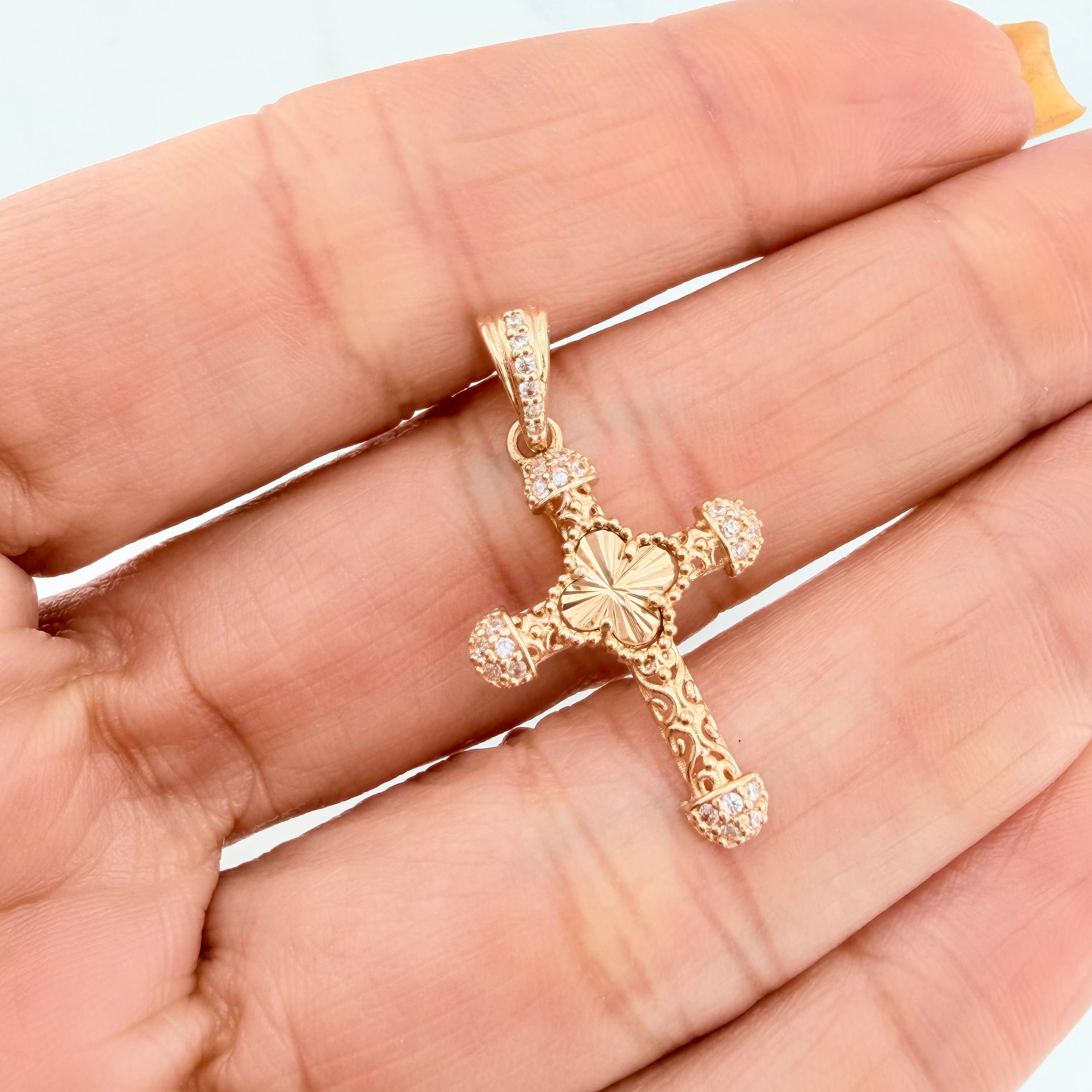 Clover Cross Pendant 1.85 g / 1 1/4 in 18K Yellow Gold