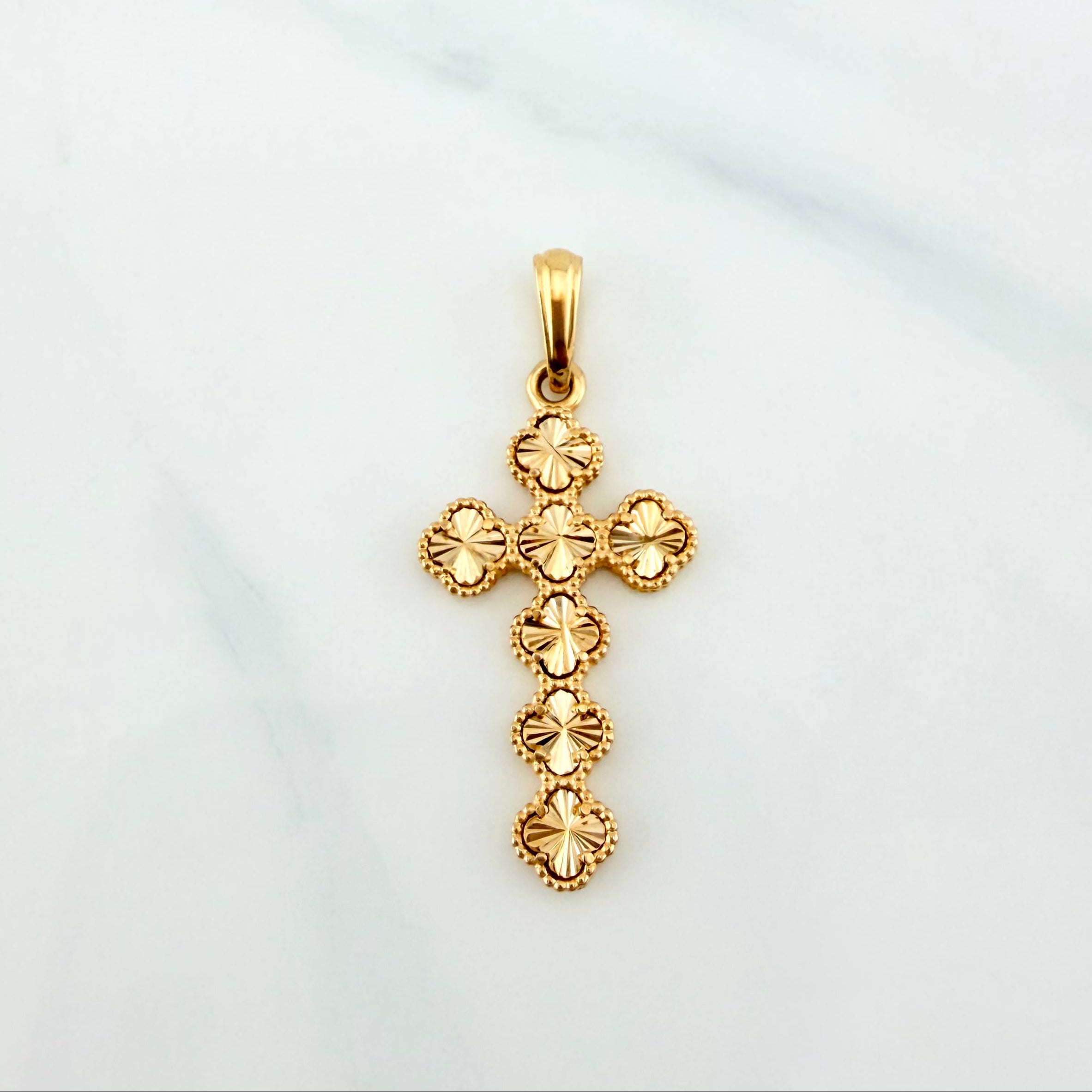 Clover Cross Pendant 2.7 g / 1 1/2 in 18K Yellow Gold
