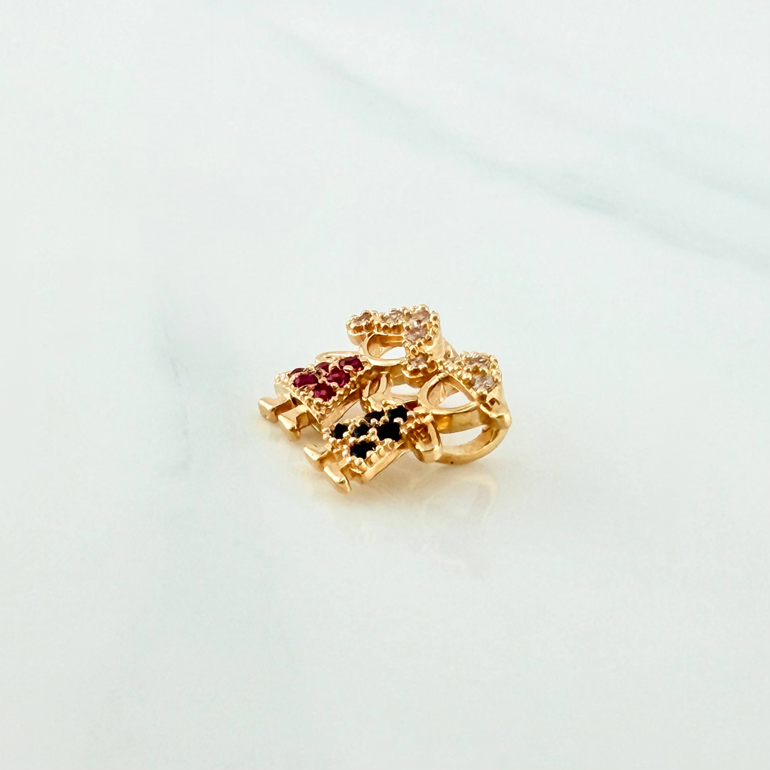 Dije Silueta Niños 1 g / 1/2 in Oro Amarillo 18K