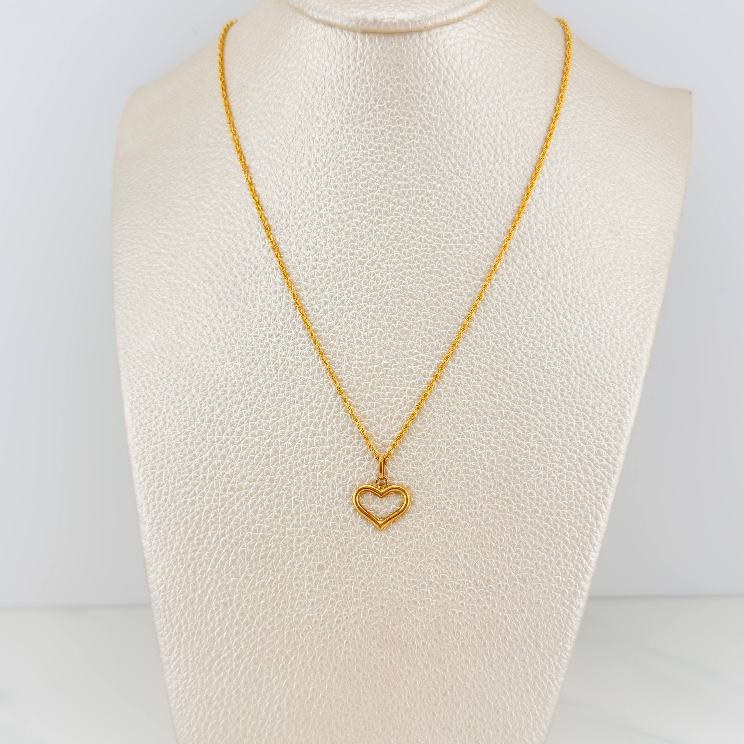 Rope Chain Set + Heart Silhouette Pendant / 1.45 g / 19 3/4 in 18K Yellow Gold