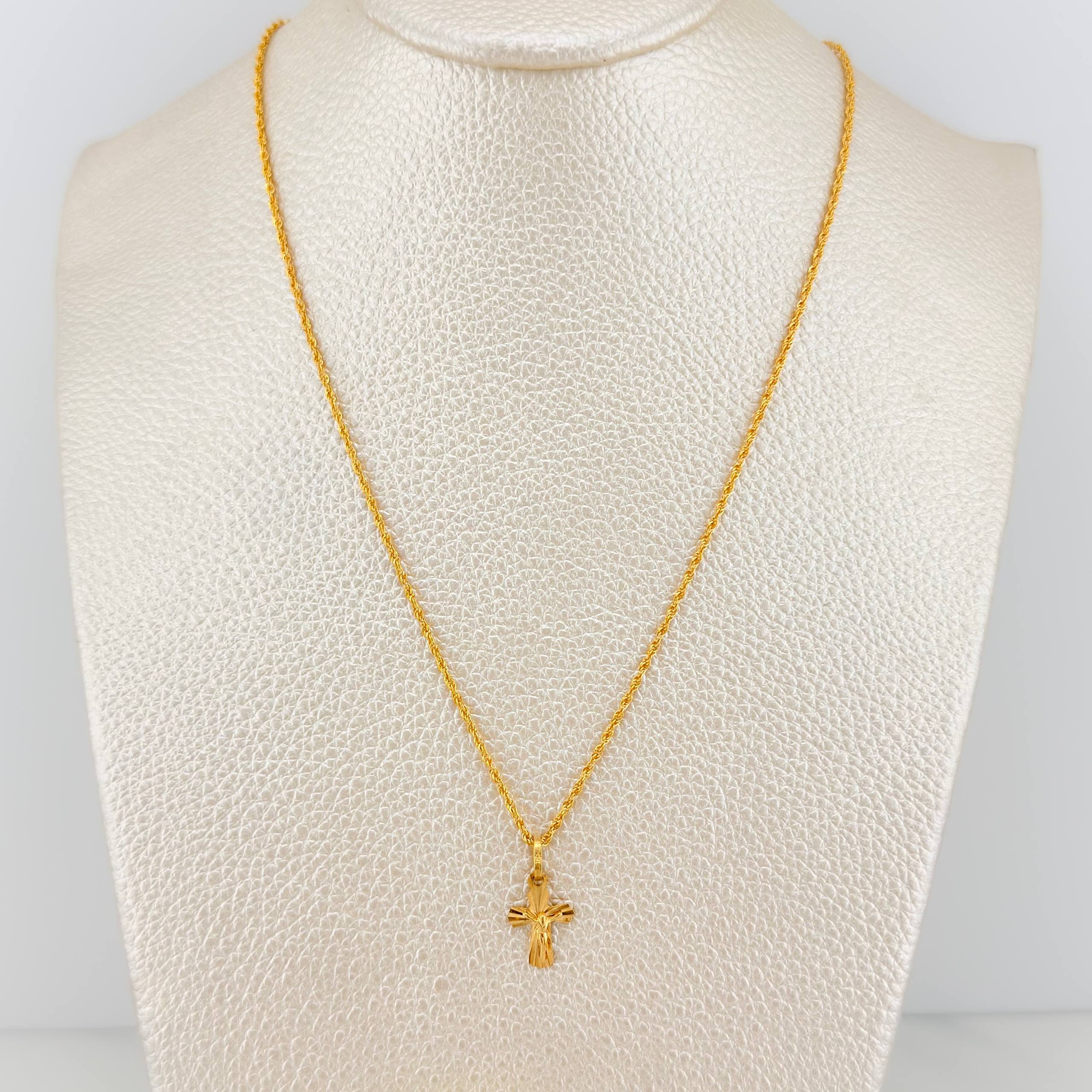 Rope Chain Set + Christ Cross Pendant / 1.35 gr / 19 3/4 in 18K Yellow Gold