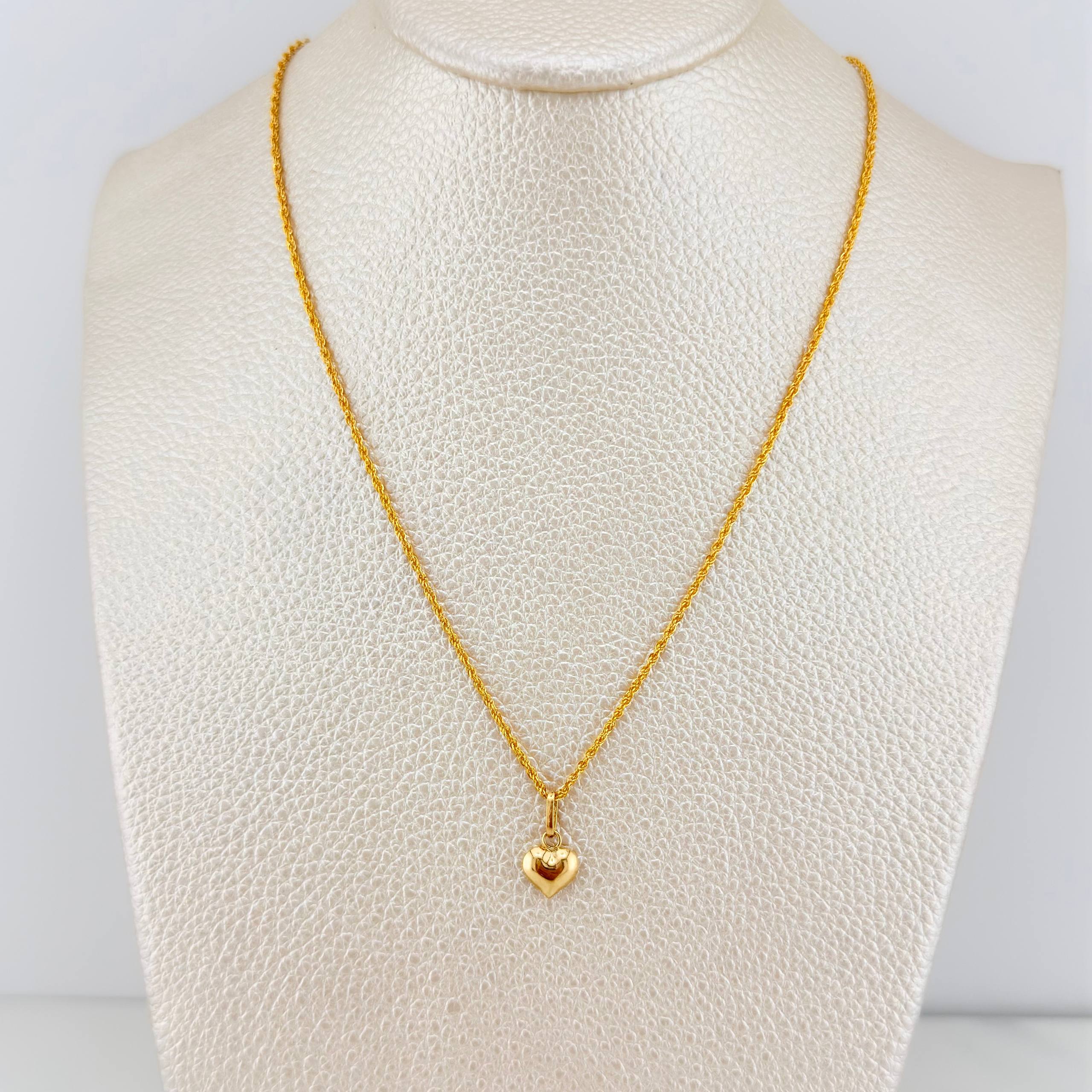 Set Cadena Lazo + Dije Corazon / 1,3 gr / 17 3/4 in Oro Amarillo 18K