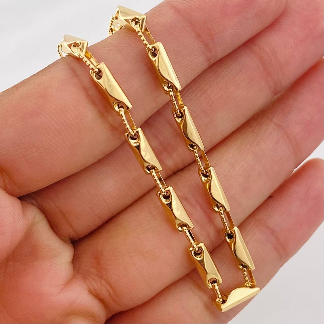 Cadena Rustica 14.7g / 24 in / 3.6mm Oro Amarillo 18K