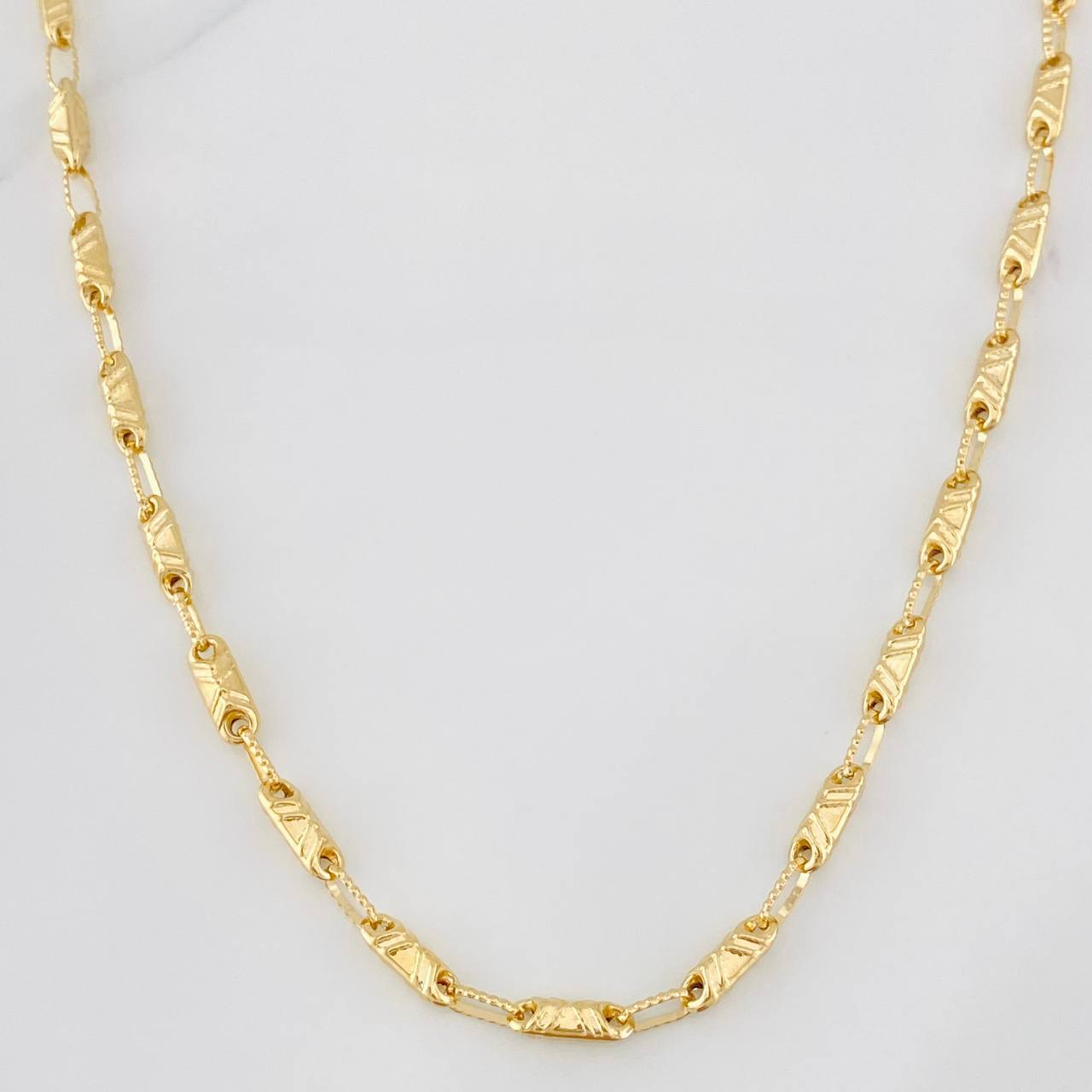 Cadena Rustica 12.15g / 24 in / 3.65mm Oro Amarillo 18K