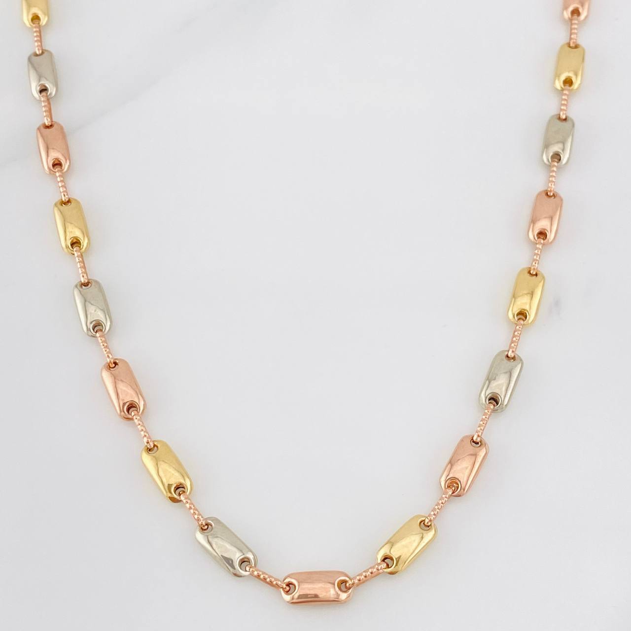 Cadena Rustica Adije 13.7g / 24 in / 4.3mm Tres Oros 18K