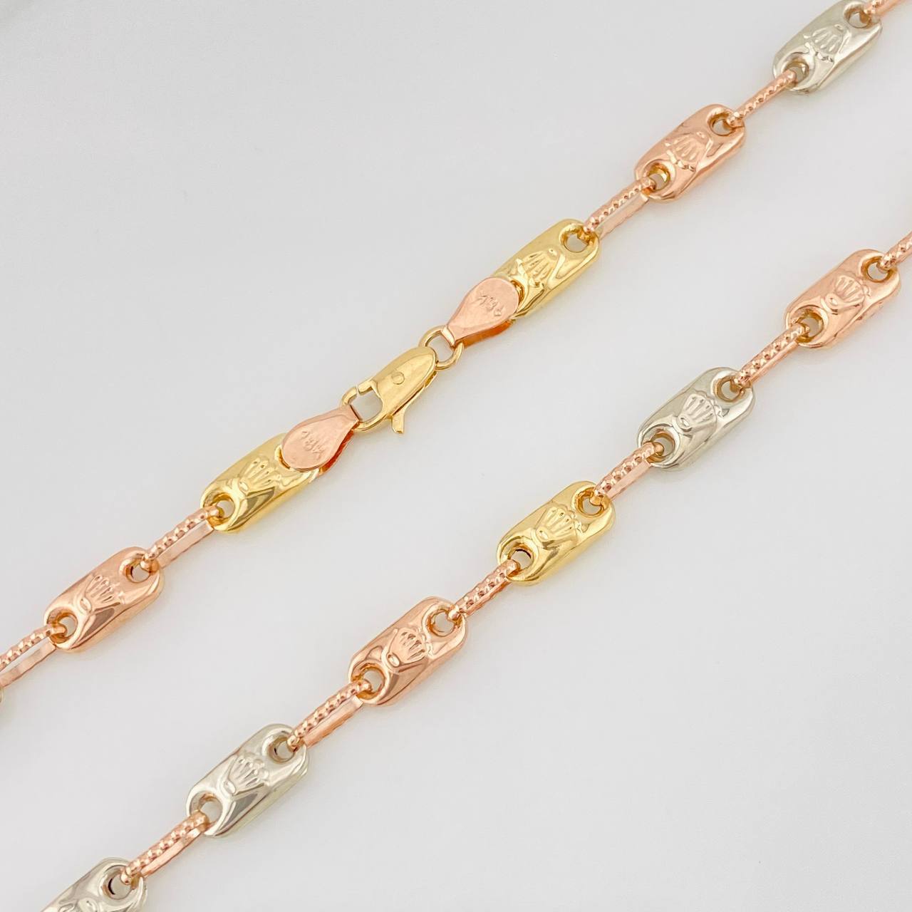 Rustic Chain Crown 12.05g / 22 in / 4.23mm Three Golds 18K