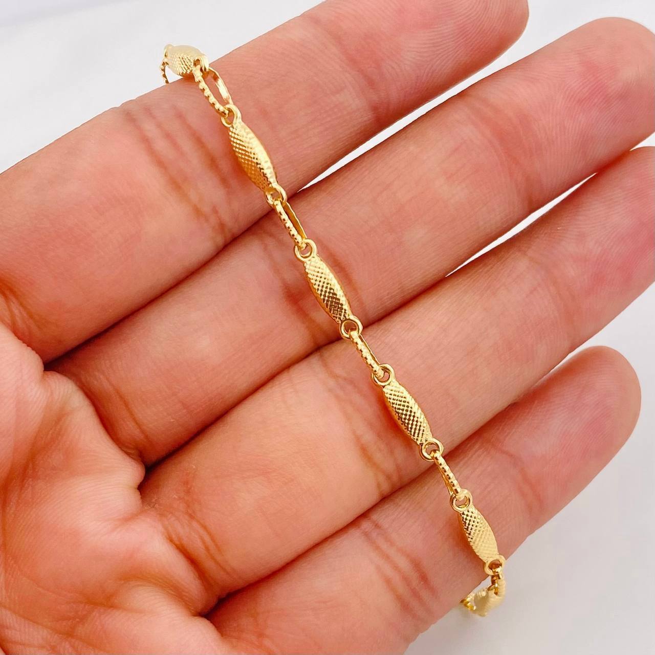 Pulso Rustica Eslabon 3.65g / 7 3/4 in / 3.17mm Oro Amarillo 18K