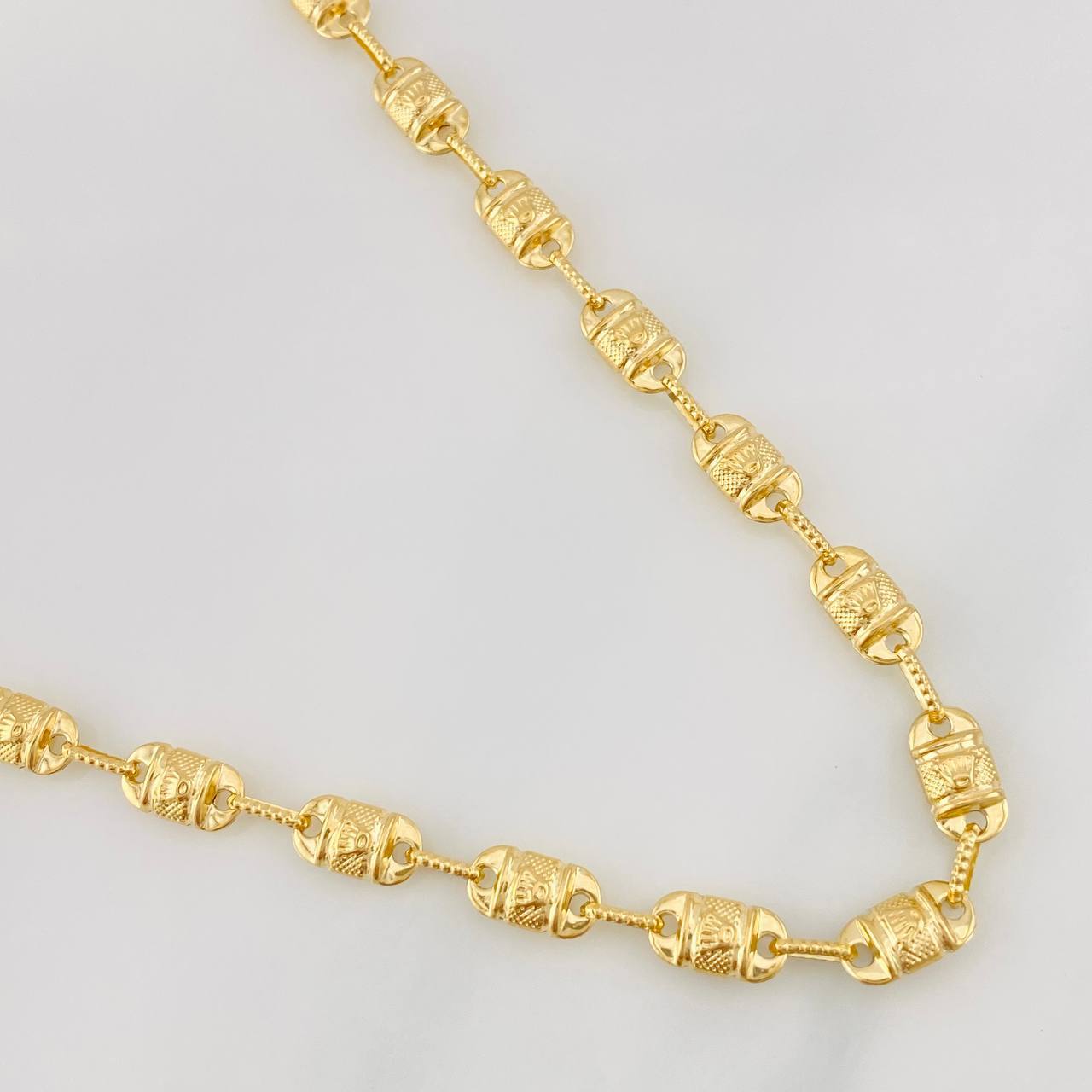 Rustic Crown Chain 16.2g / 24 in / 5.24mm Yellow Gold 18K