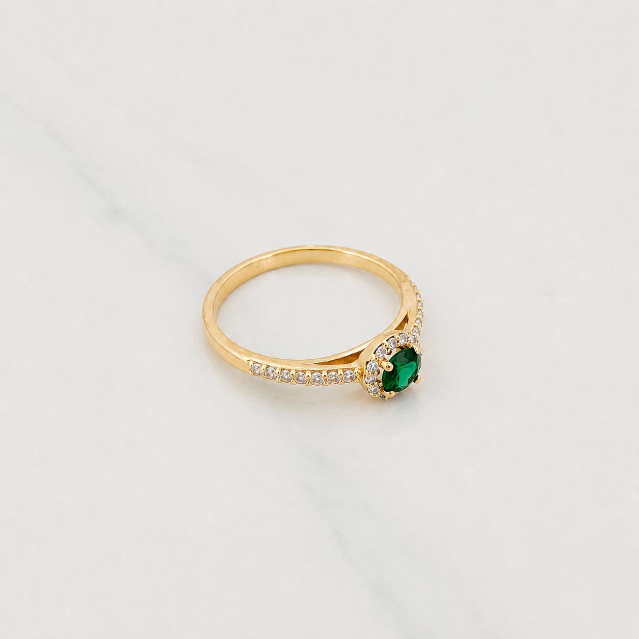 Dense Halo Ring 2.35g / Size 7 1/4 Yellow Gold 18K