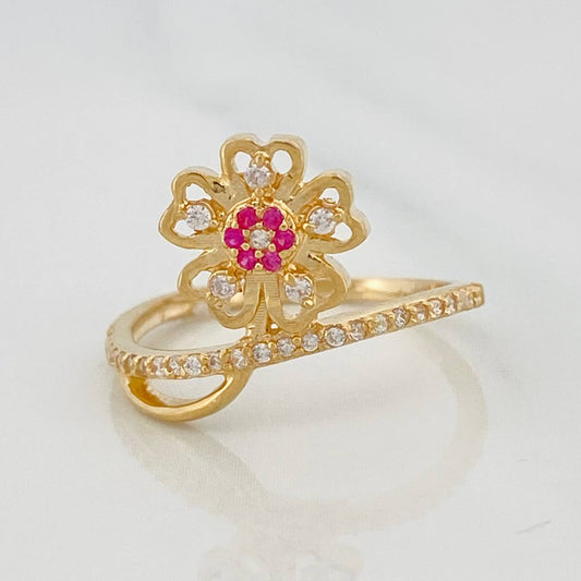 Anillo Flor 2.75g / T7 1/2 Oro Amarillo 18K