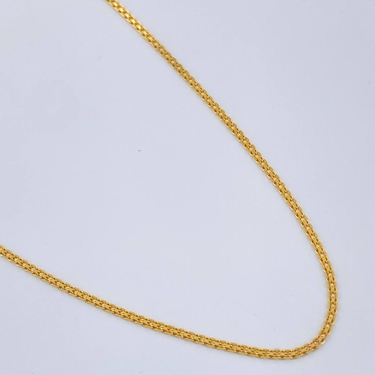 Cadena China 1.5gr / 17 3/4 in / Oro Amarillo +1 18K %