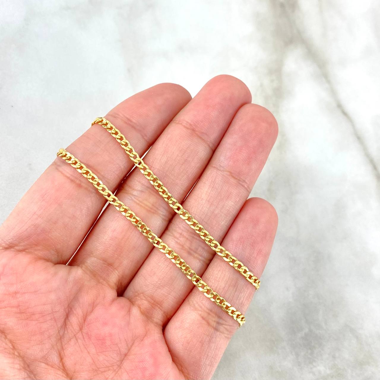 Tobillera Cubana 1.95gr / 9 3/4 in / 2mm Oro Amarillo +1 18K *