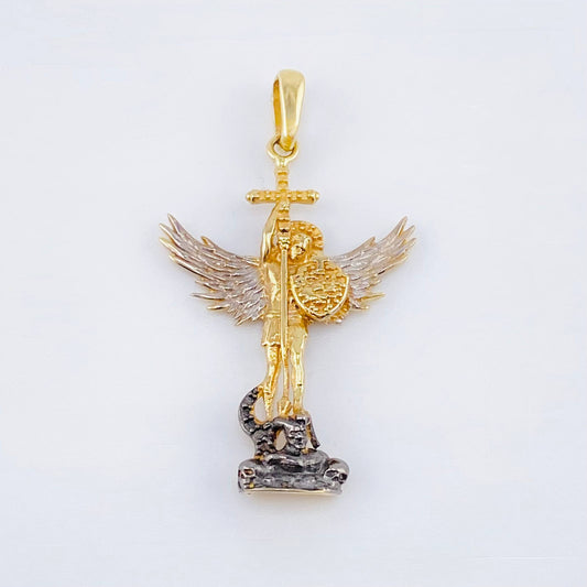 Dije San Miguel Arcangel 3.05gr / 1 1/2 in / Dos Oros Amarillo Blanco 18K ©