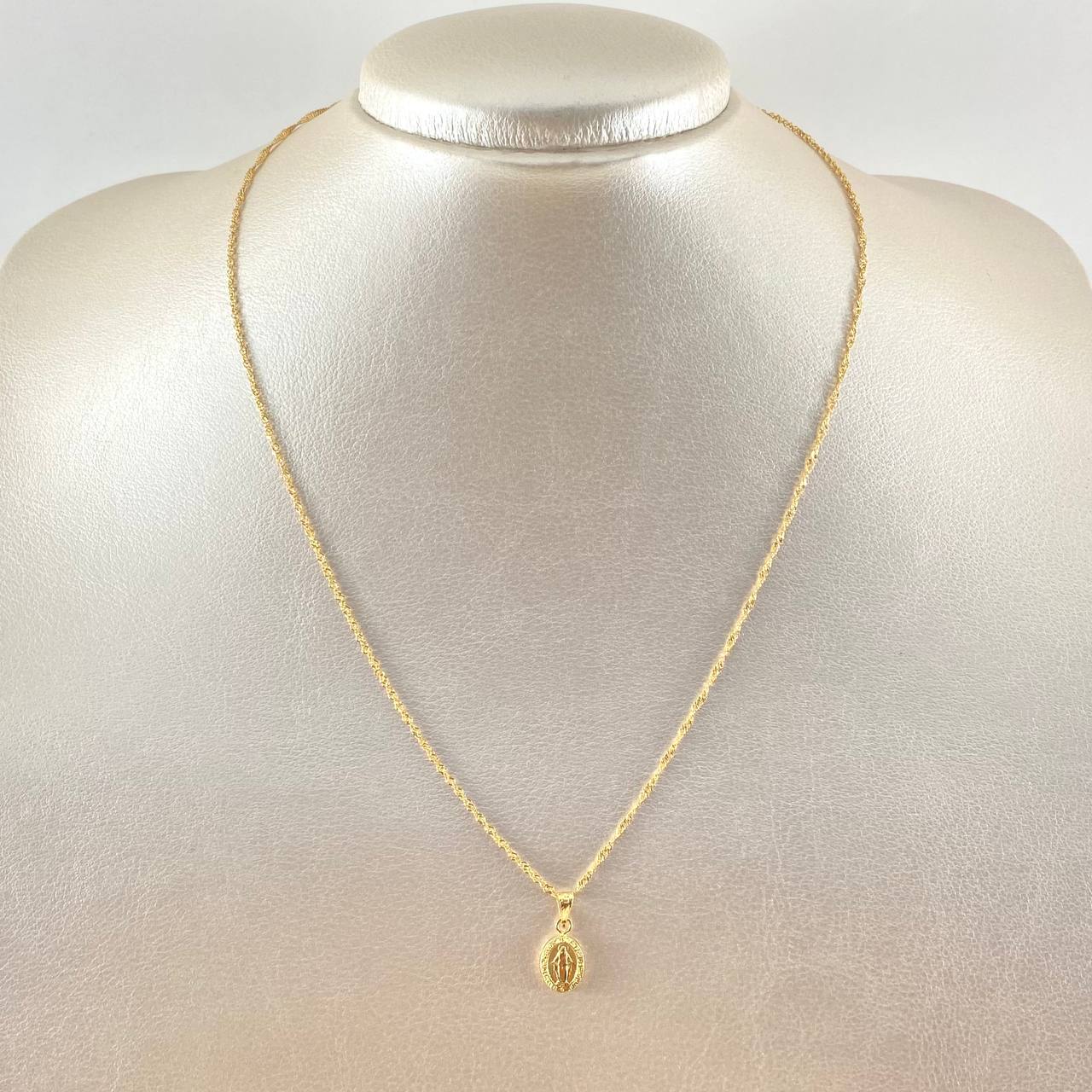 Singapore Chain and Pendant Set + Miraculous Virgin Framed 2.05gr / 45cm / 18K Gold ©