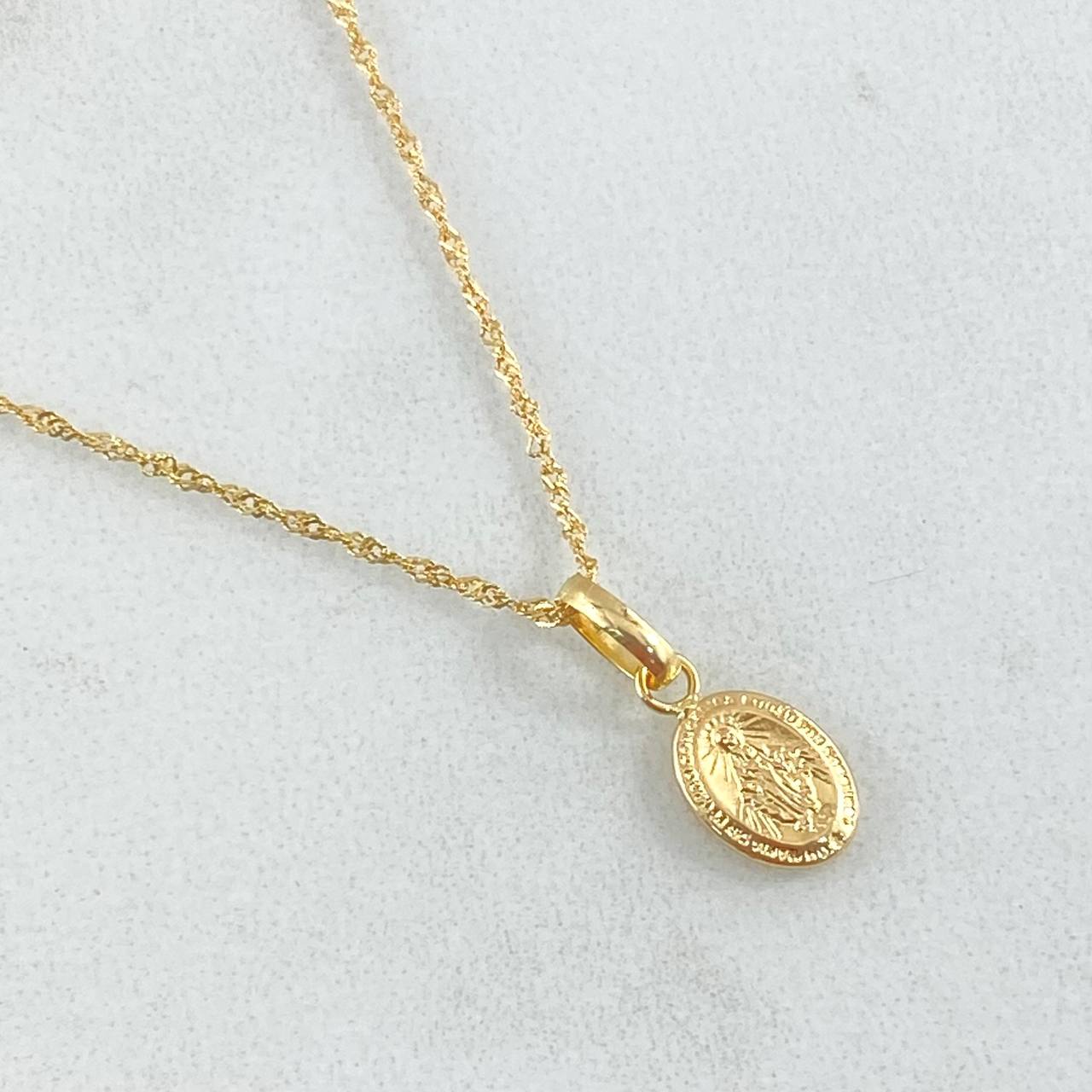 Singapore Chain and Pendant Set + Miraculous Virgin 1.3gr / 50cm / 18K Gold -