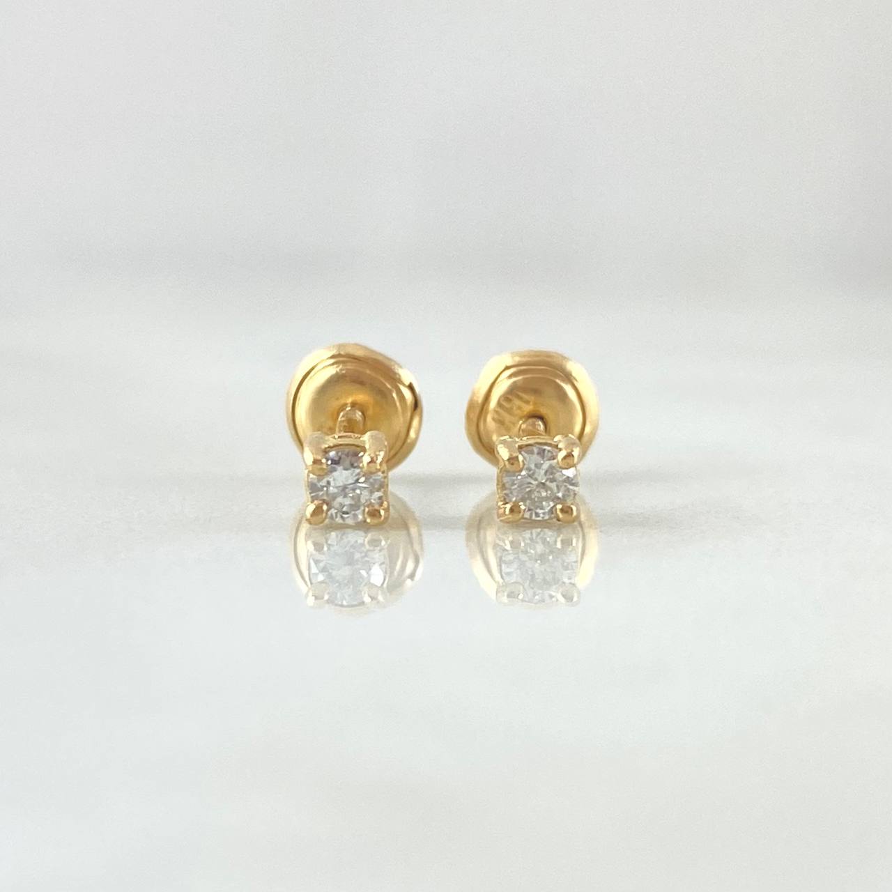 Stud Earrings Box 0.75gr / 2.7mm Diamonds 36pts Yellow Gold 18K (Jewel) *