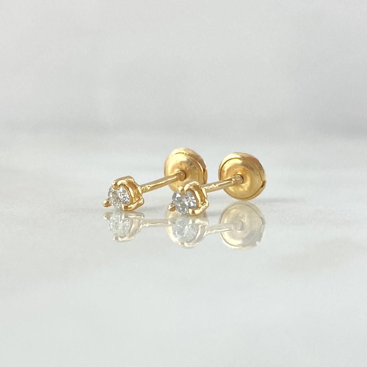 Topos Piedra 0.8gr / 3mm Diamantes 36pts Oro Amarillo 18K (Joya) *
