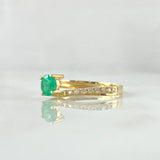 Oblique Dense Solitaire Ring 2gr / Size 6 1/2 / Emerald 58pts Diamonds 19 pts 18K Yellow Gold (Jewel) ©