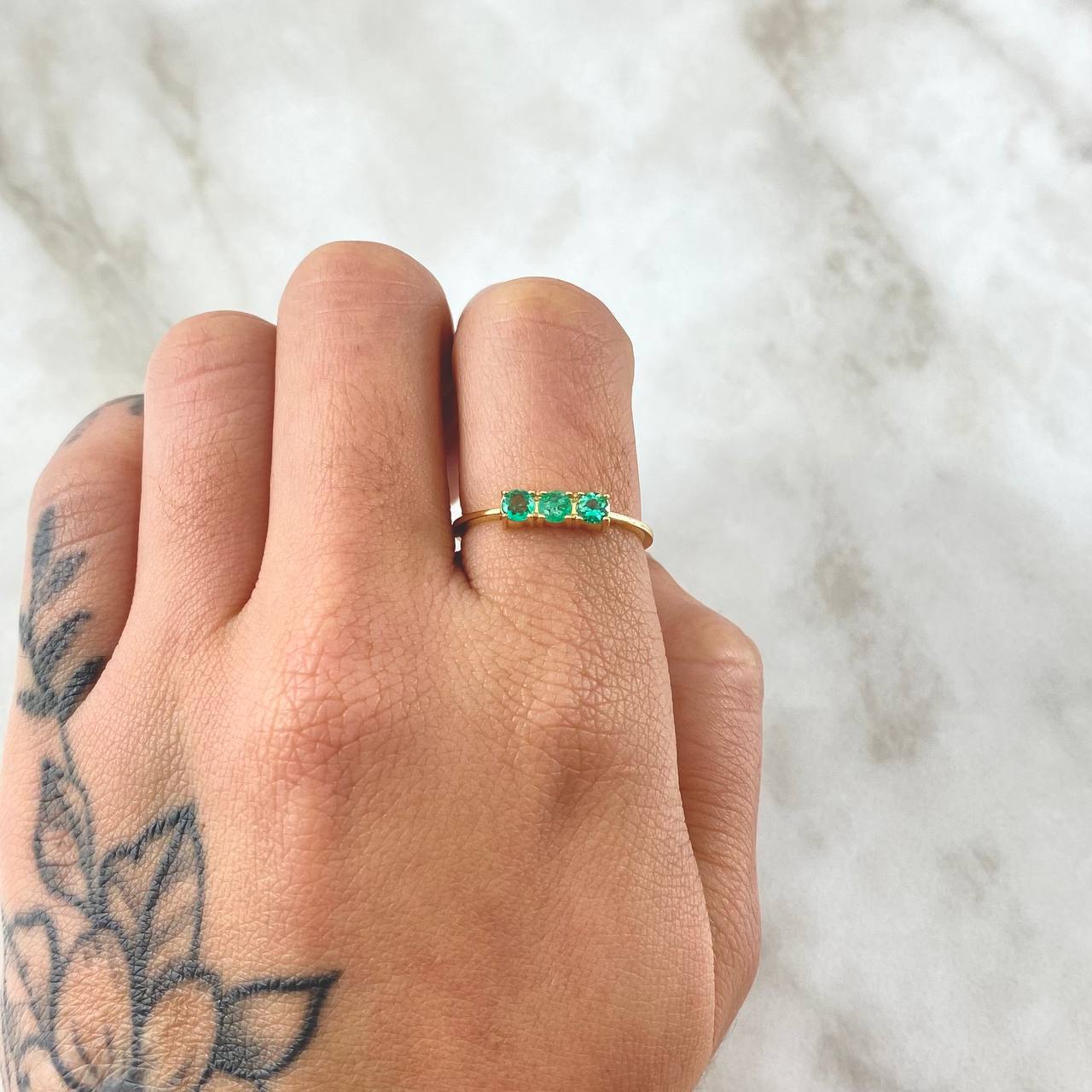 Trinity ring 1.85gr / T7 1/4 / Emeralds 33pts 18K Yellow Gold (Jewel) ©