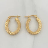 Candongas Ovaladas Rayadas 2.3 g / 3/4 in Oro Amarillo 18K