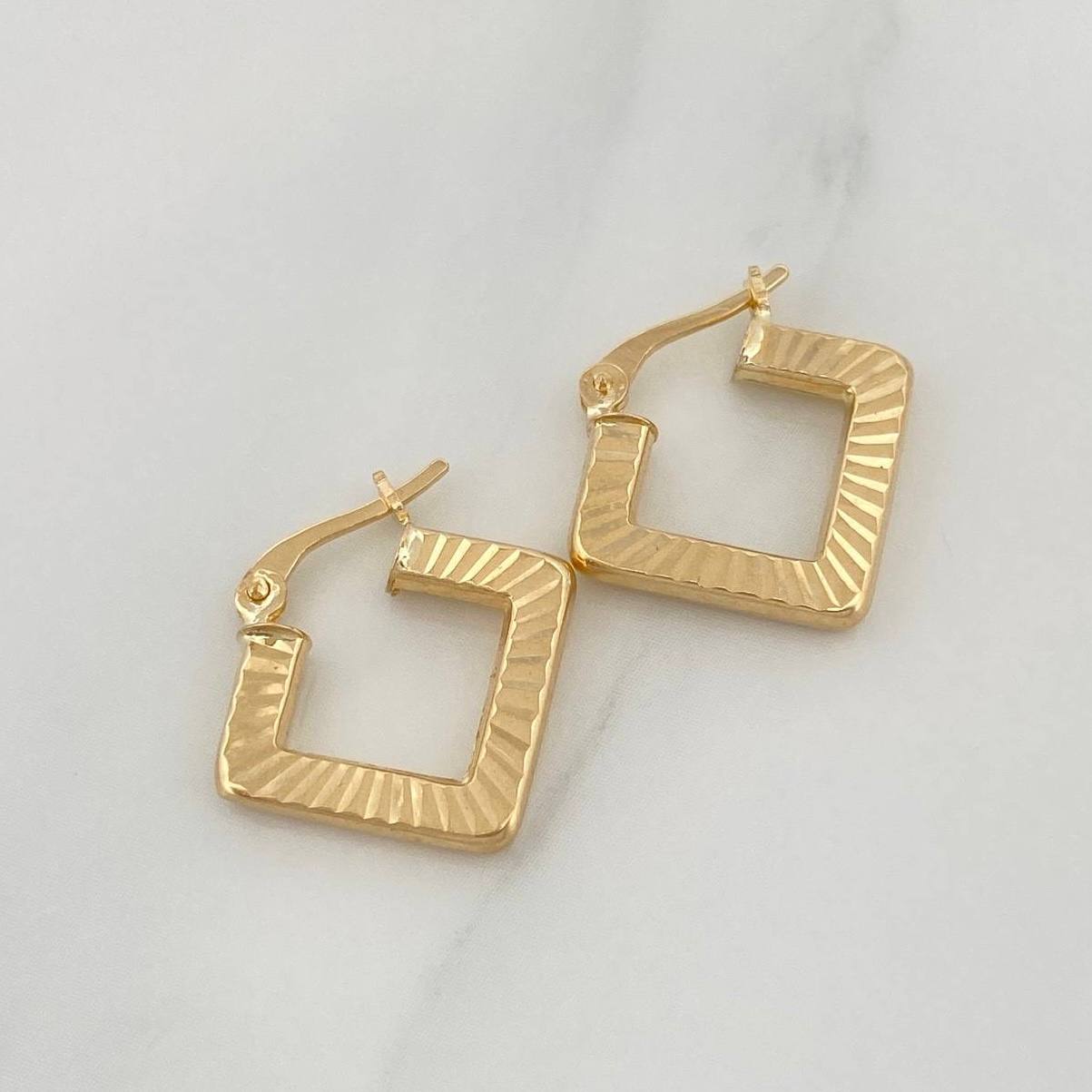 Candongas Rombo 2.2 g / 3/4 in Oro Amarillo 18K