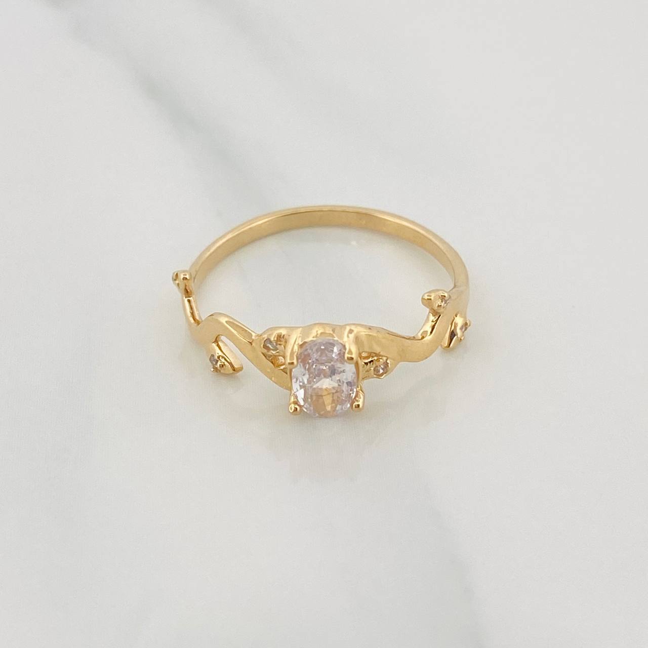 Solitaire Leaf Ring 2.1g / T7 Yellow Gold 18K