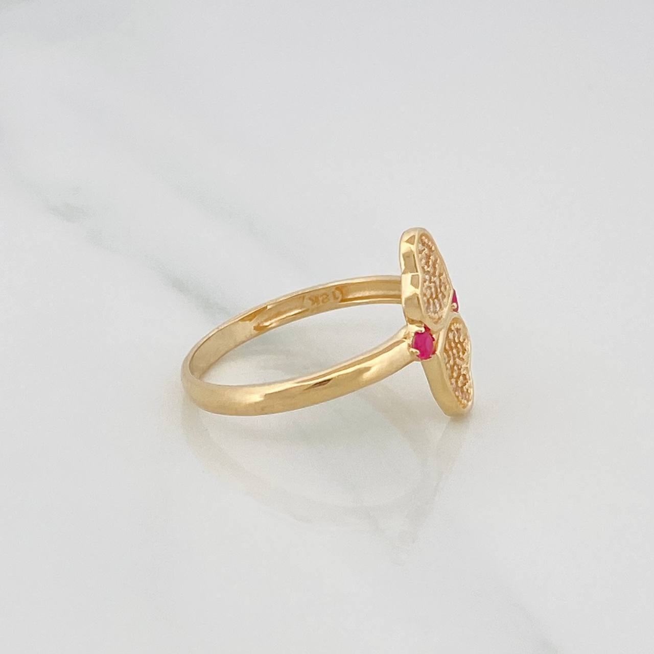 Hearts Ring 2.65g / Size 7 1/4 Yellow Gold 18K