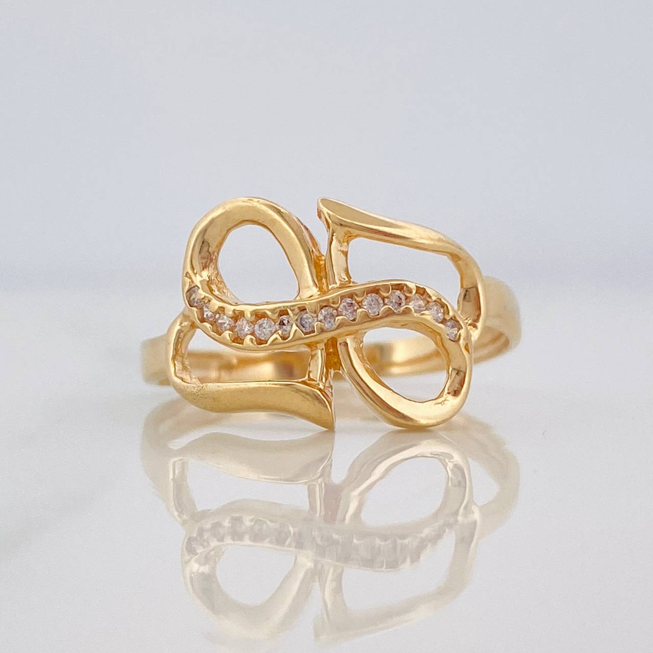 Infinity Ring 2.35g / T7 Yellow Gold 18K