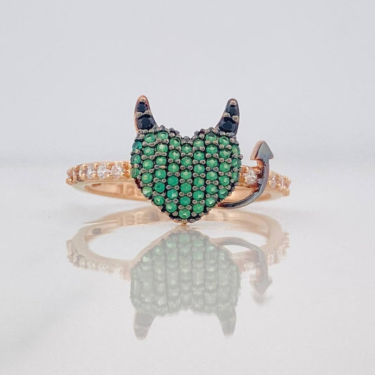 Devil Heart Ring 2.65g / T8 Three Golds 18K