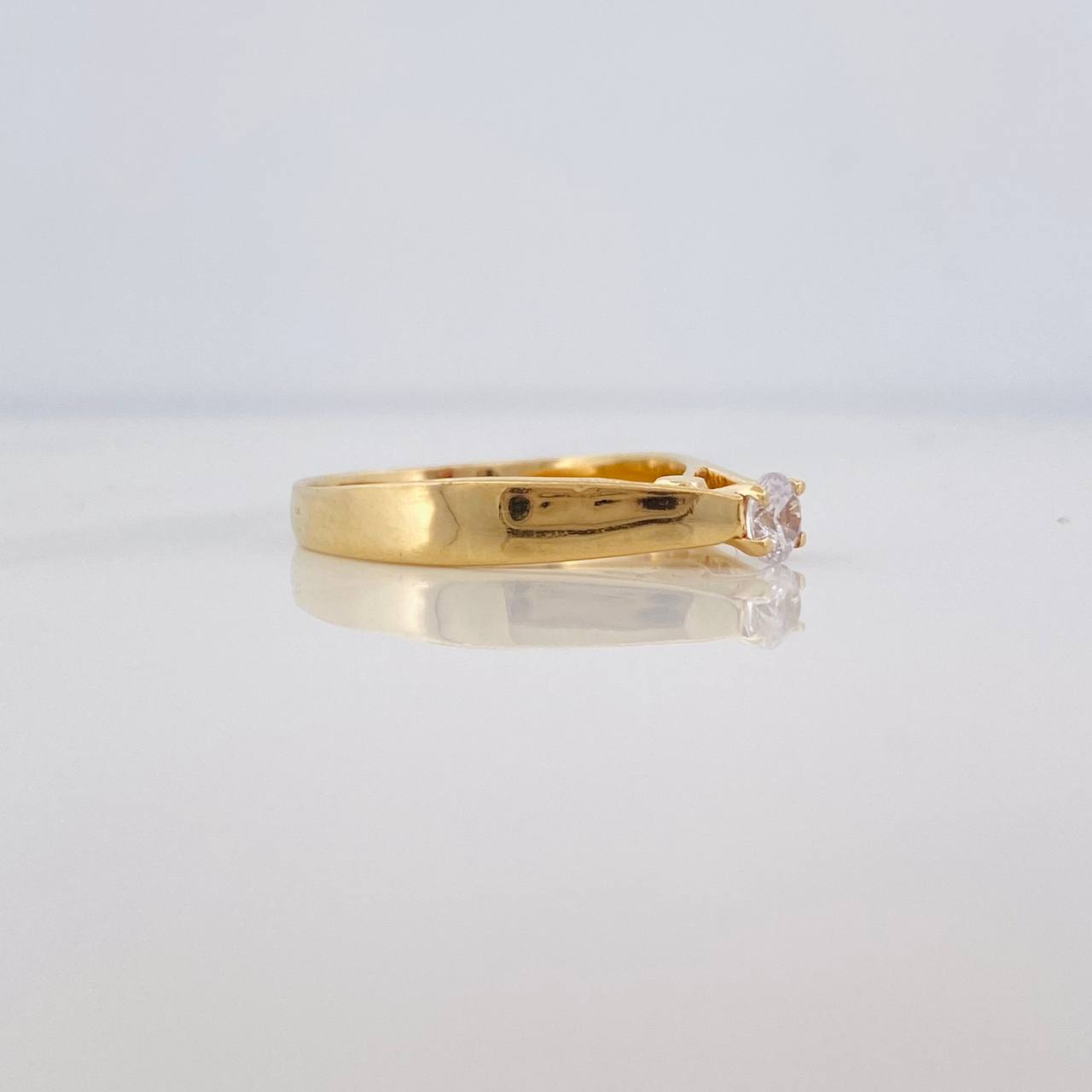 Solitaire Bridge Ring 3.35g / Size 7 1/4 Yellow Gold 18K
