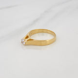 Solitaire Bridge Ring 3.35g / Size 7 1/4 Yellow Gold 18K