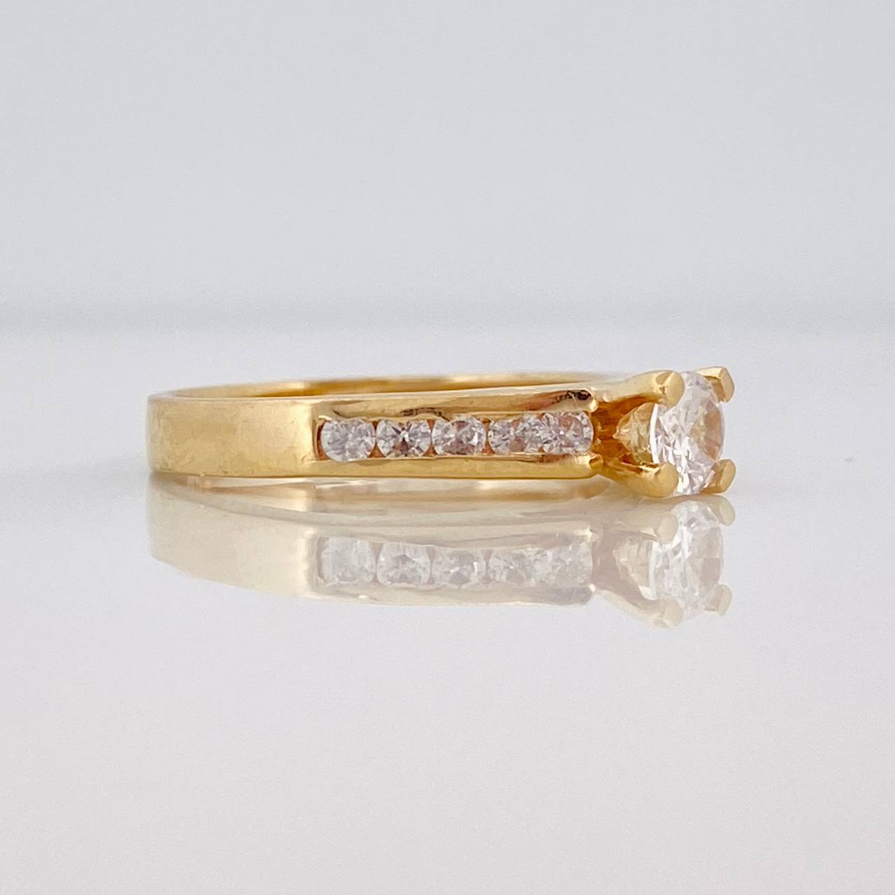 Solitaire Churumbela Ring 3.5g / T6 1/4 Yellow Gold 18K