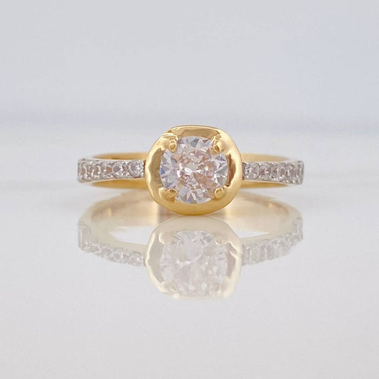 Square Halo Ring 3.5g / Size 7 1/4 Two-Tone Yellow and White Gold 18K