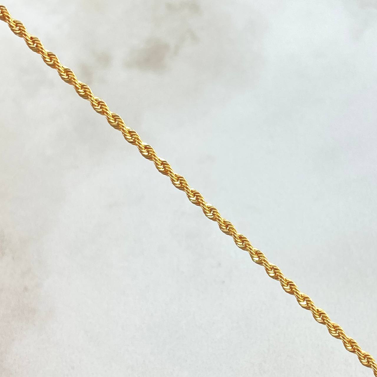 Rope Chain 2.5g / 16 in / 2.2mm Yellow Gold 18K