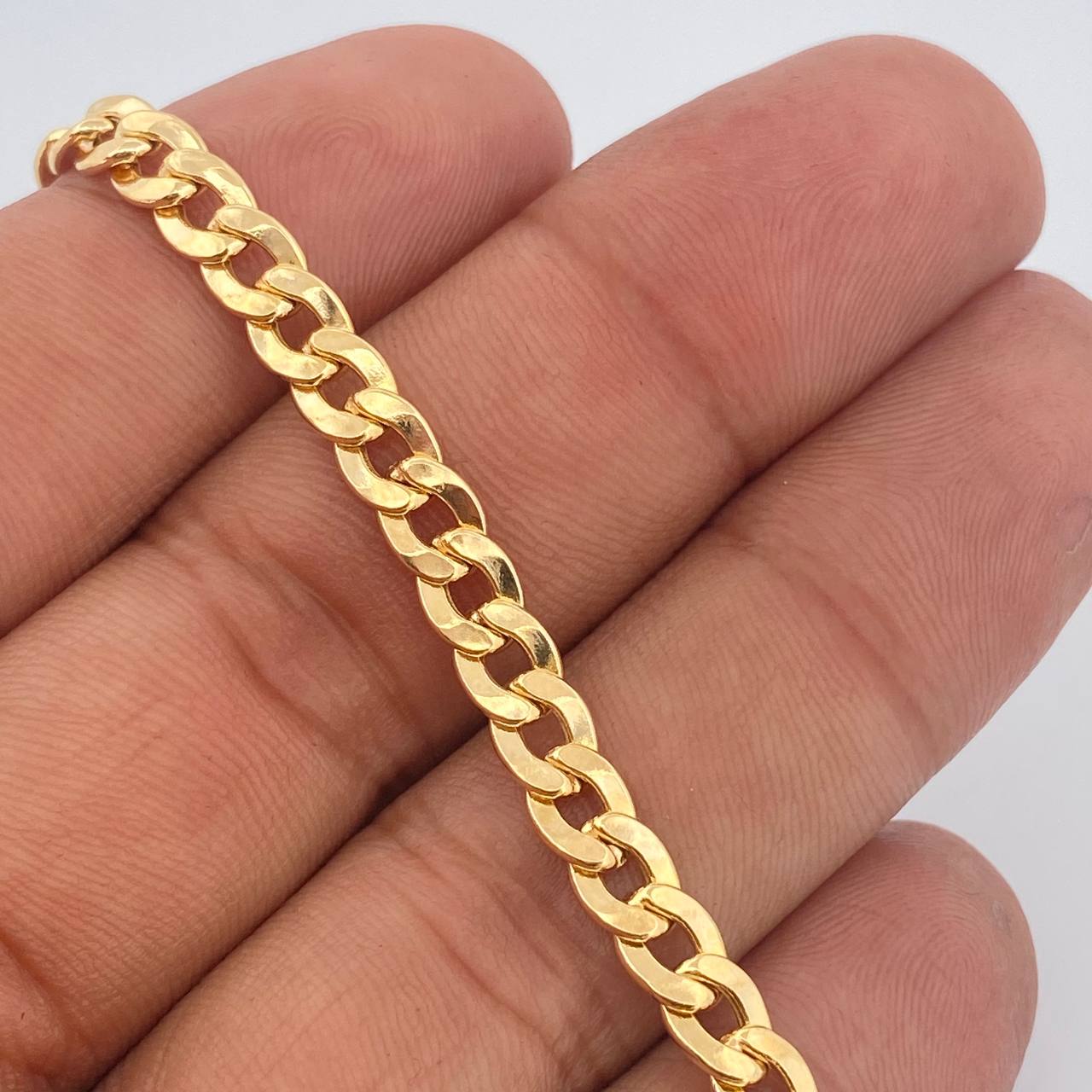 Pulso Cubano 7.05gr / 8 1/4 in / Oro Amarillo +1 18K &