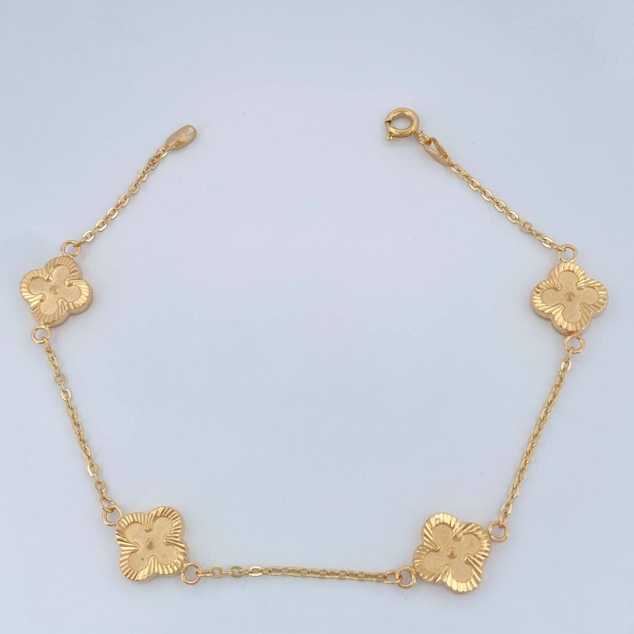 Pulso Trebol Aro Seguido 3.1gr / 7 1/2 in / Oro Amarillo 18K &