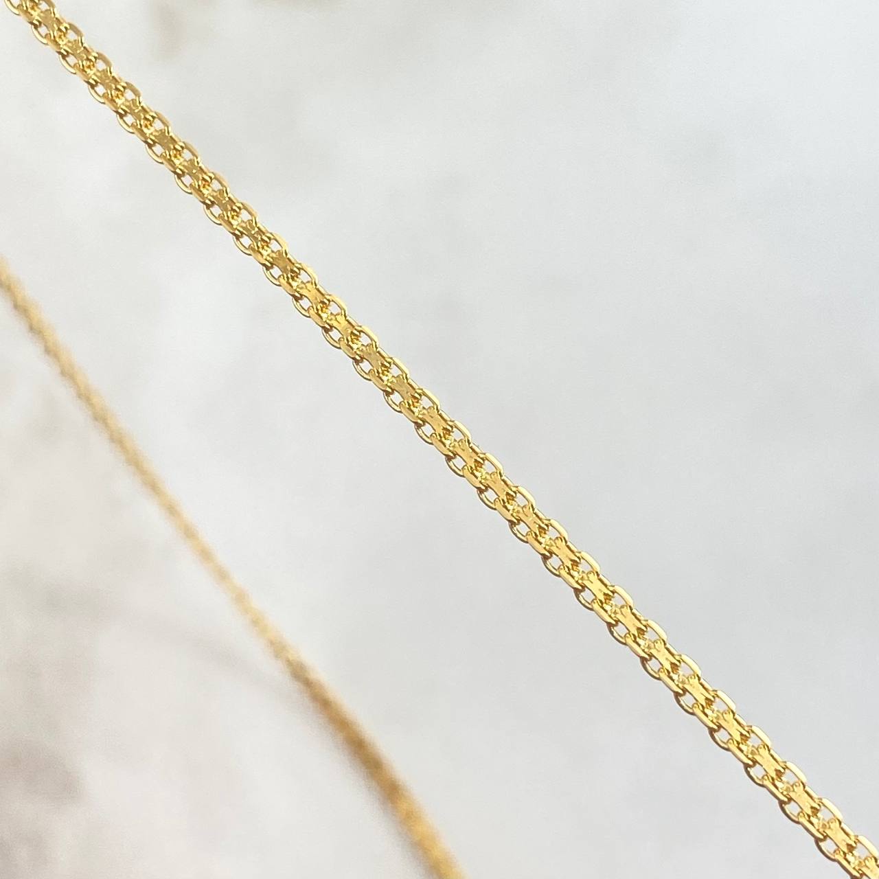 Cadena China 2.25 g / 45.5 cm / 1.5 mm Oro Amarillo 18K